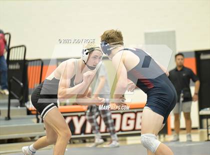 Thumbnail 1 in UHSAA 6A Divisional photogallery.
