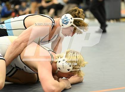 Thumbnail 3 in UHSAA 6A Divisional photogallery.