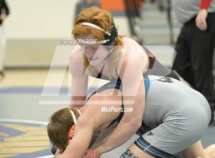 Thumbnail 2 in UHSAA 6A Divisional photogallery.