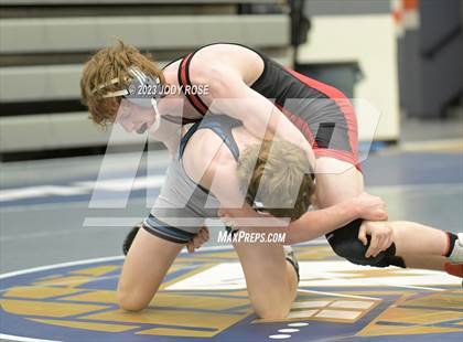Thumbnail 3 in UHSAA 6A Divisional photogallery.