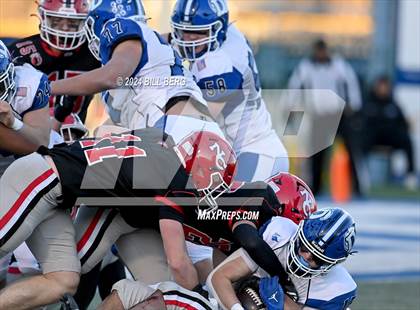 Thumbnail 3 in Darien vs. New Canaan (CIAC Class L Final) photogallery.