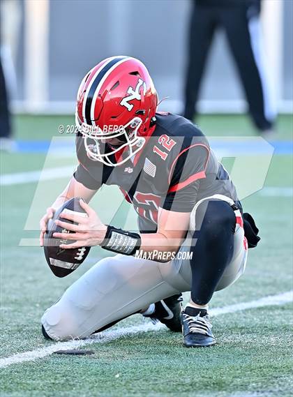 Thumbnail 3 in Darien vs. New Canaan (CIAC Class L Final) photogallery.