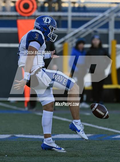 Thumbnail 2 in Darien vs. New Canaan (CIAC Class L Final) photogallery.