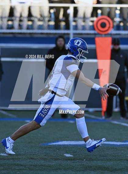 Thumbnail 3 in Darien vs. New Canaan (CIAC Class L Final) photogallery.