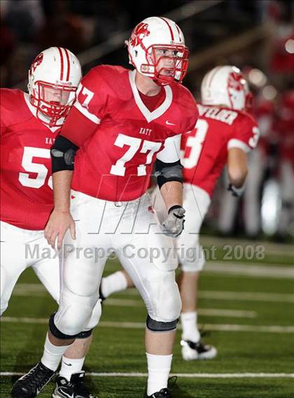 Thumbnail 2 in Dickinson vs. Katy (Texas 5A D2 Regional Playoffs) photogallery.