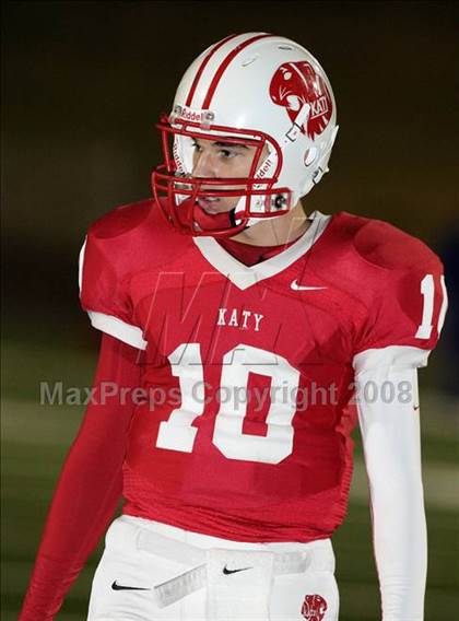 Thumbnail 1 in Dickinson vs. Katy (Texas 5A D2 Regional Playoffs) photogallery.