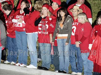 Thumbnail 1 in Dickinson vs. Katy (Texas 5A D2 Regional Playoffs) photogallery.