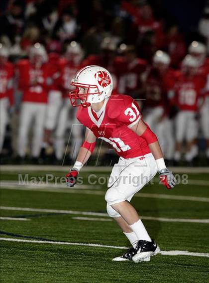 Thumbnail 3 in Dickinson vs. Katy (Texas 5A D2 Regional Playoffs) photogallery.