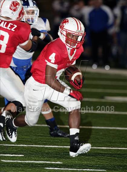 Thumbnail 2 in Dickinson vs. Katy (Texas 5A D2 Regional Playoffs) photogallery.