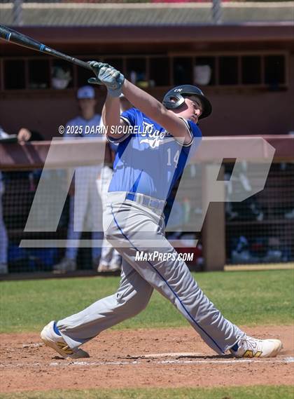 Thumbnail 2 in Air Academy vs La Grande (Coach Bob Invitational) photogallery.
