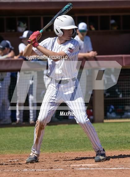 Thumbnail 3 in Air Academy vs La Grande (Coach Bob Invitational) photogallery.