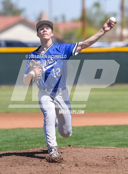 Thumbnail 1 in Air Academy vs La Grande (Coach Bob Invitational) photogallery.