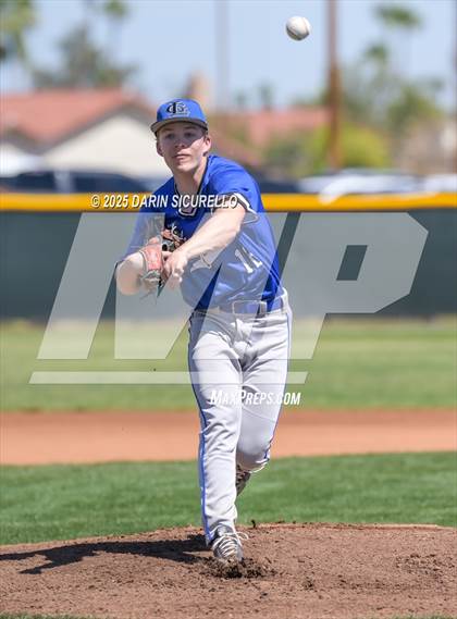 Thumbnail 2 in Air Academy vs La Grande (Coach Bob Invitational) photogallery.