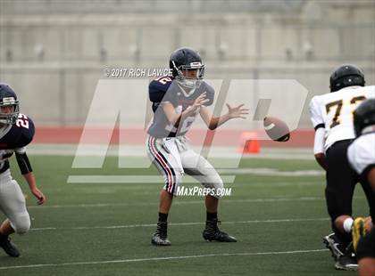 Thumbnail 3 in Foothill @ Yorba Linda photogallery.