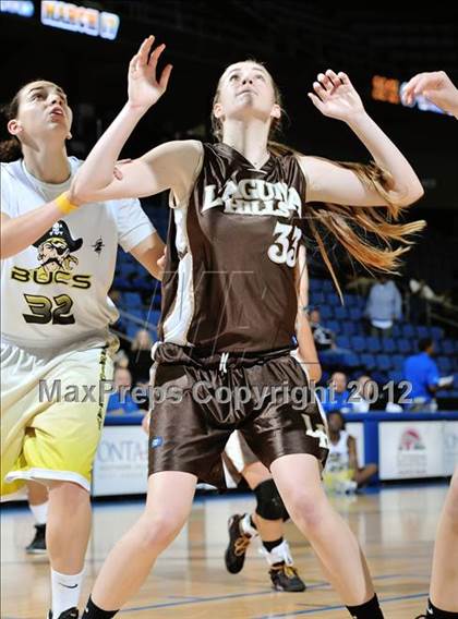 Thumbnail 1 in Mission Bay vs. Laguna Hills (CIF D3 SoCal Regional Final) photogallery.