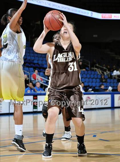 Thumbnail 1 in Mission Bay vs. Laguna Hills (CIF D3 SoCal Regional Final) photogallery.