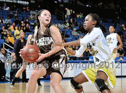 Thumbnail 3 in Mission Bay vs. Laguna Hills (CIF D3 SoCal Regional Final) photogallery.