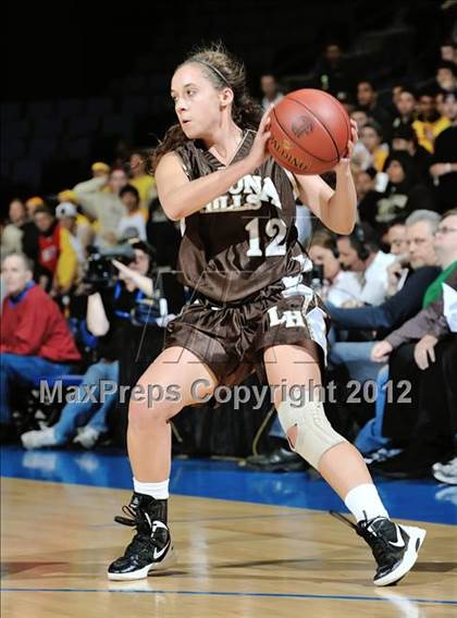 Thumbnail 1 in Mission Bay vs. Laguna Hills (CIF D3 SoCal Regional Final) photogallery.