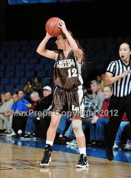 Thumbnail 3 in Mission Bay vs. Laguna Hills (CIF D3 SoCal Regional Final) photogallery.
