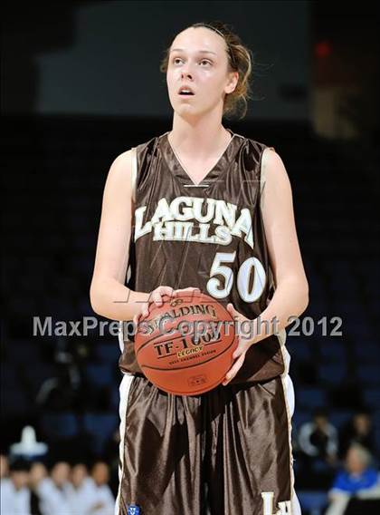 Thumbnail 1 in Mission Bay vs. Laguna Hills (CIF D3 SoCal Regional Final) photogallery.