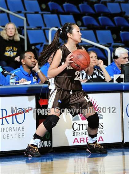 Thumbnail 2 in Mission Bay vs. Laguna Hills (CIF D3 SoCal Regional Final) photogallery.