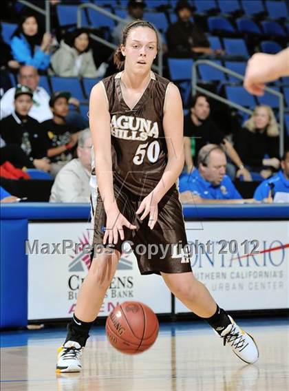 Thumbnail 1 in Mission Bay vs. Laguna Hills (CIF D3 SoCal Regional Final) photogallery.