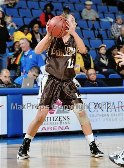 Thumbnail 3 in Mission Bay vs. Laguna Hills (CIF D3 SoCal Regional Final) photogallery.