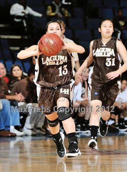 Thumbnail 3 in Mission Bay vs. Laguna Hills (CIF D3 SoCal Regional Final) photogallery.