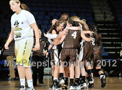Thumbnail 3 in Mission Bay vs. Laguna Hills (CIF D3 SoCal Regional Final) photogallery.