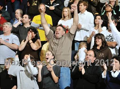 Thumbnail 2 in Mission Bay vs. Laguna Hills (CIF D3 SoCal Regional Final) photogallery.