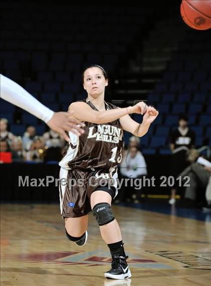 Thumbnail 1 in Mission Bay vs. Laguna Hills (CIF D3 SoCal Regional Final) photogallery.