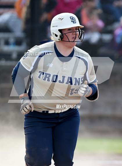 Thumbnail 2 in Whitwell @ Soddy Daisy photogallery.