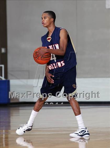 Thumbnail 2 in Klein Collins vs. Pearland (McDonald's Texas Invitational)  photogallery.