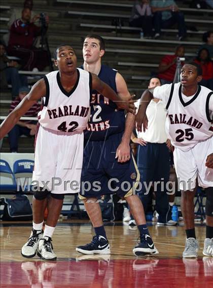 Thumbnail 2 in Klein Collins vs. Pearland (McDonald's Texas Invitational)  photogallery.