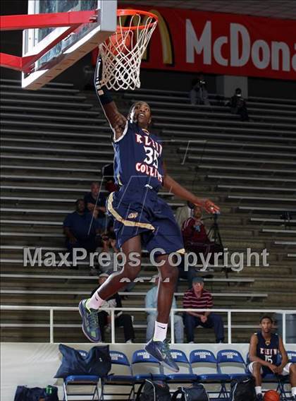 Thumbnail 3 in Klein Collins vs. Pearland (McDonald's Texas Invitational)  photogallery.