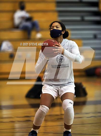 Thumbnail 2 in Grandview @ Cherokee Trail photogallery.