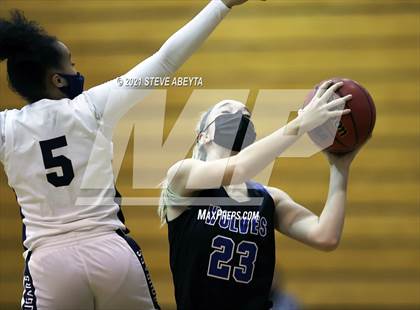 Thumbnail 3 in Grandview @ Cherokee Trail photogallery.