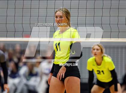 Thumbnail 2 in D'Hanis vs. Blum (UIL 1A Final) photogallery.