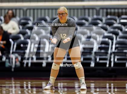 Thumbnail 1 in D'Hanis vs. Blum (UIL 1A Final) photogallery.