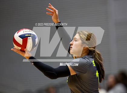 Thumbnail 1 in D'Hanis vs. Blum (UIL 1A Final) photogallery.