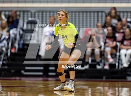 Thumbnail 1 in D'Hanis vs. Blum (UIL 1A Final) photogallery.