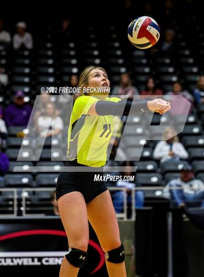 Thumbnail 3 in D'Hanis vs. Blum (UIL 1A Final) photogallery.