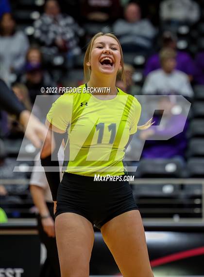 Thumbnail 2 in D'Hanis vs. Blum (UIL 1A Final) photogallery.