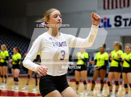 Thumbnail 1 in D'Hanis vs. Blum (UIL 1A Final) photogallery.