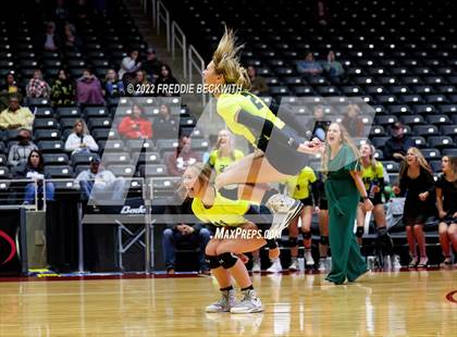 Thumbnail 1 in D'Hanis vs. Blum (UIL 1A Final) photogallery.