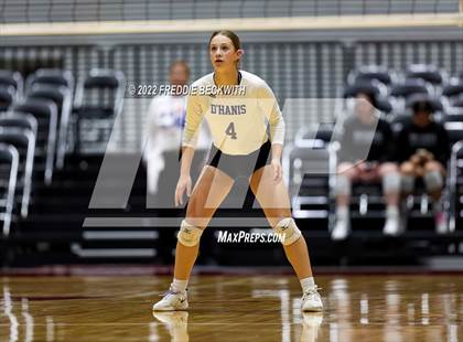 Thumbnail 3 in D'Hanis vs. Blum (UIL 1A Final) photogallery.
