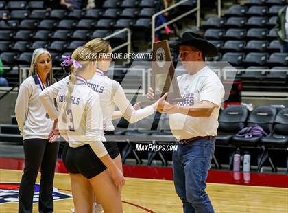 Thumbnail 2 in D'Hanis vs. Blum (UIL 1A Final) photogallery.
