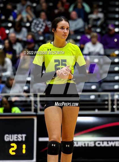 Thumbnail 1 in D'Hanis vs. Blum (UIL 1A Final) photogallery.
