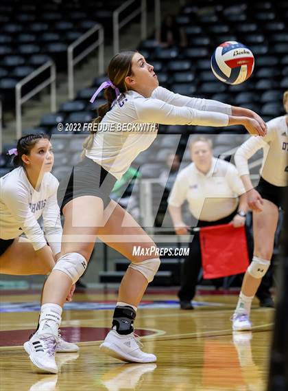 Thumbnail 1 in D'Hanis vs. Blum (UIL 1A Final) photogallery.
