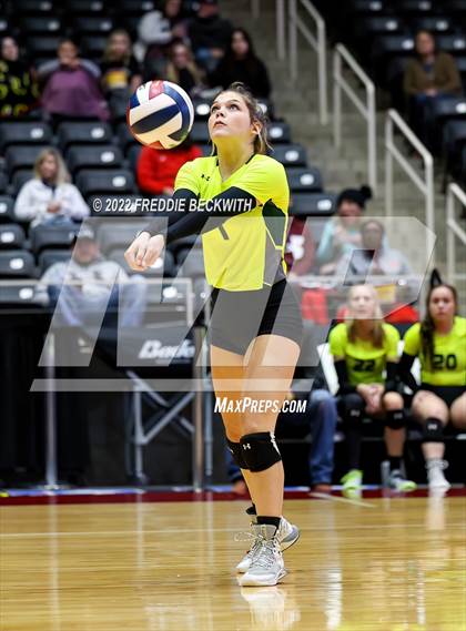 Thumbnail 3 in D'Hanis vs. Blum (UIL 1A Final) photogallery.